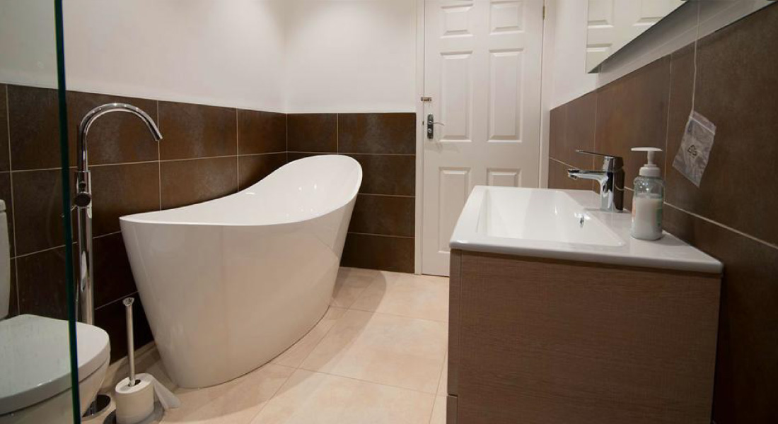 Modern bathroom fitting